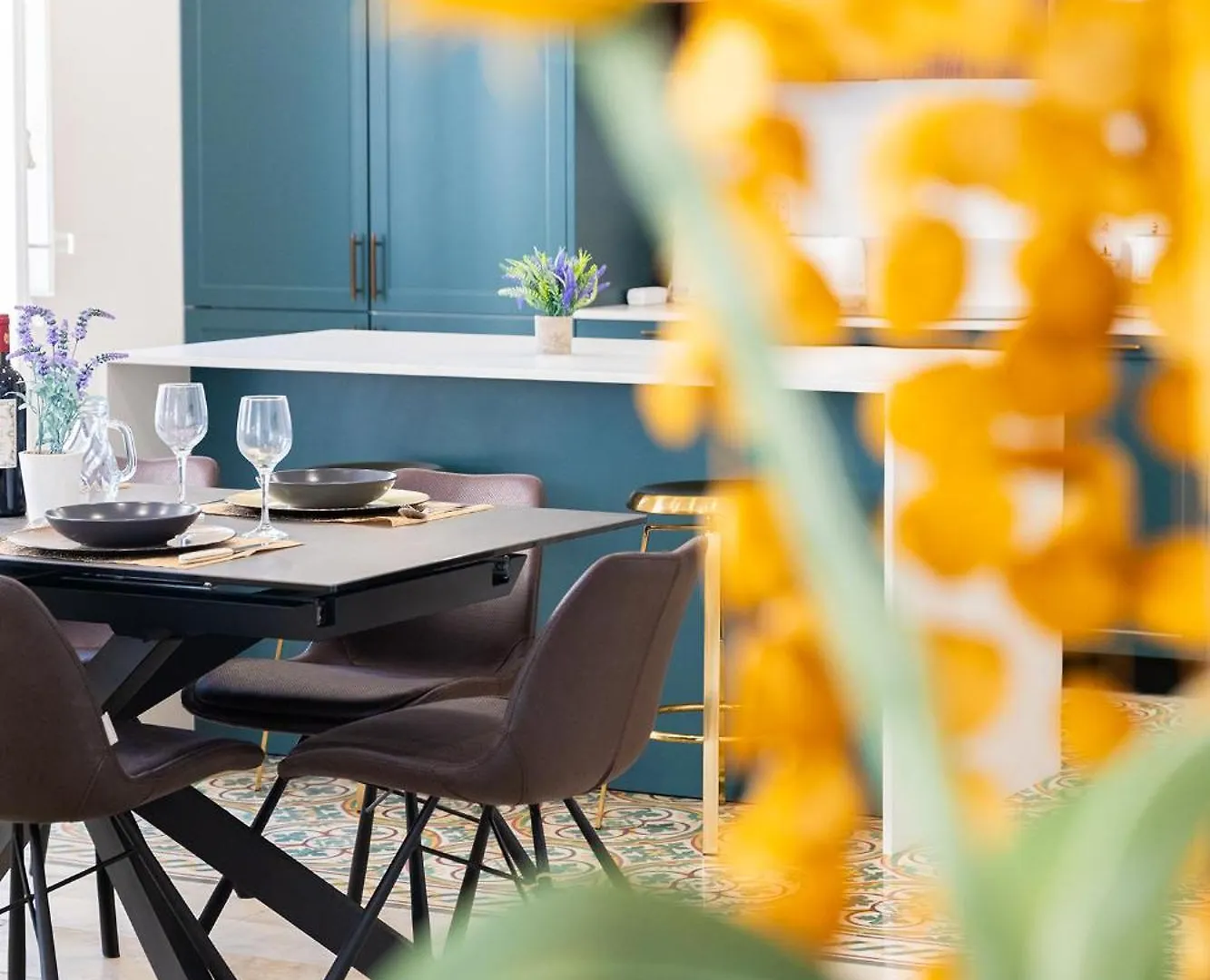 Florette Suite Designer Finish In Floriana By Arcobnb contacts
